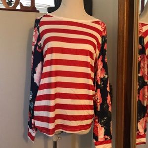 Boutique, gorgeous and fun top. NEW without tags